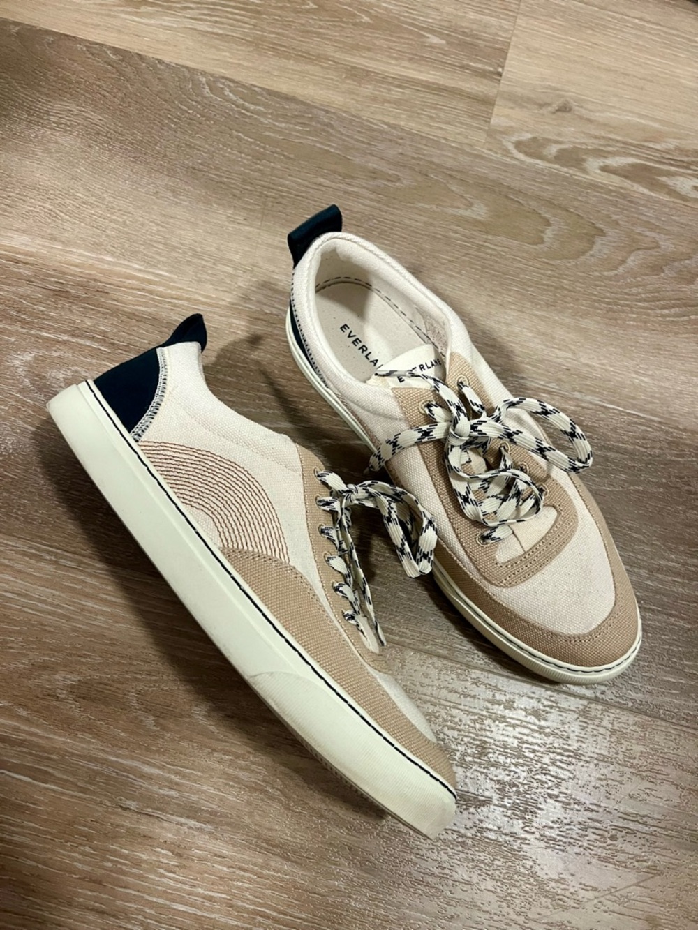 Everlane Women’s Low-Top Canvas Sneakers In Beige, Cream & Navy